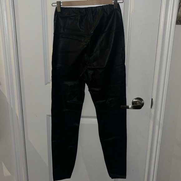 Wilfred Free Daria Pant Leather Leggings - Picture 4 of 7